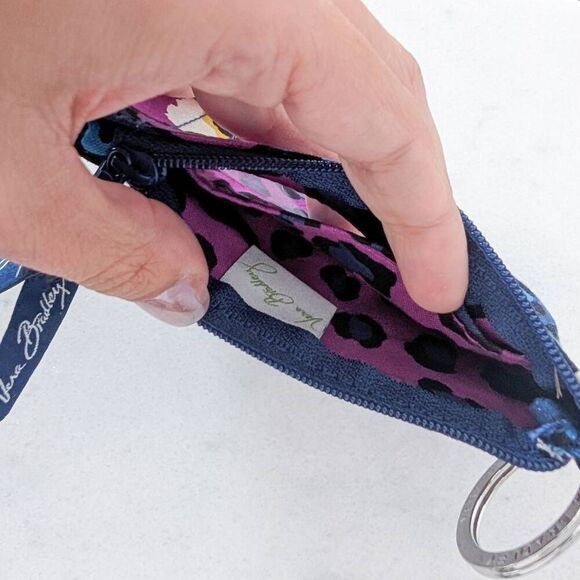 Vera Bradley Zip ID Case in African Violet NWT - Picture 3 of 5